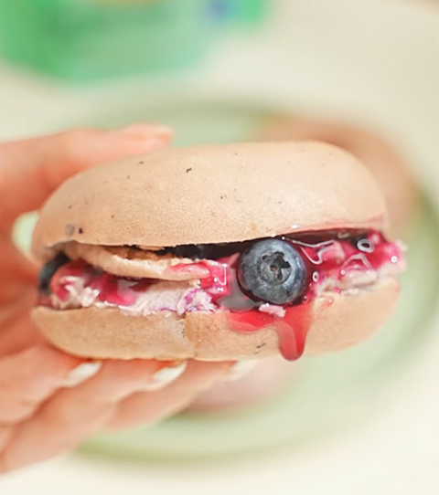 💜 Blueberry Cream Cheese Bagel｜Fluffy, Fruity & Filled with Sweetness