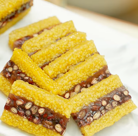 Layered Millet Cake with Red Bean – A Chewy, Sweet Treat for Every Generation