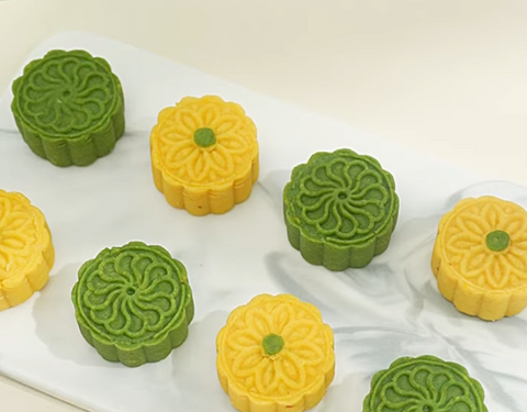 Festive Delight: Double-Filled Mung Bean Cakes for a Sweet Dragon Boat Festival